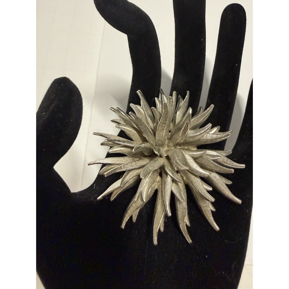 Stunning Dahlia Flower Brooch Pin Silver Tone Statement Piece 2.25"